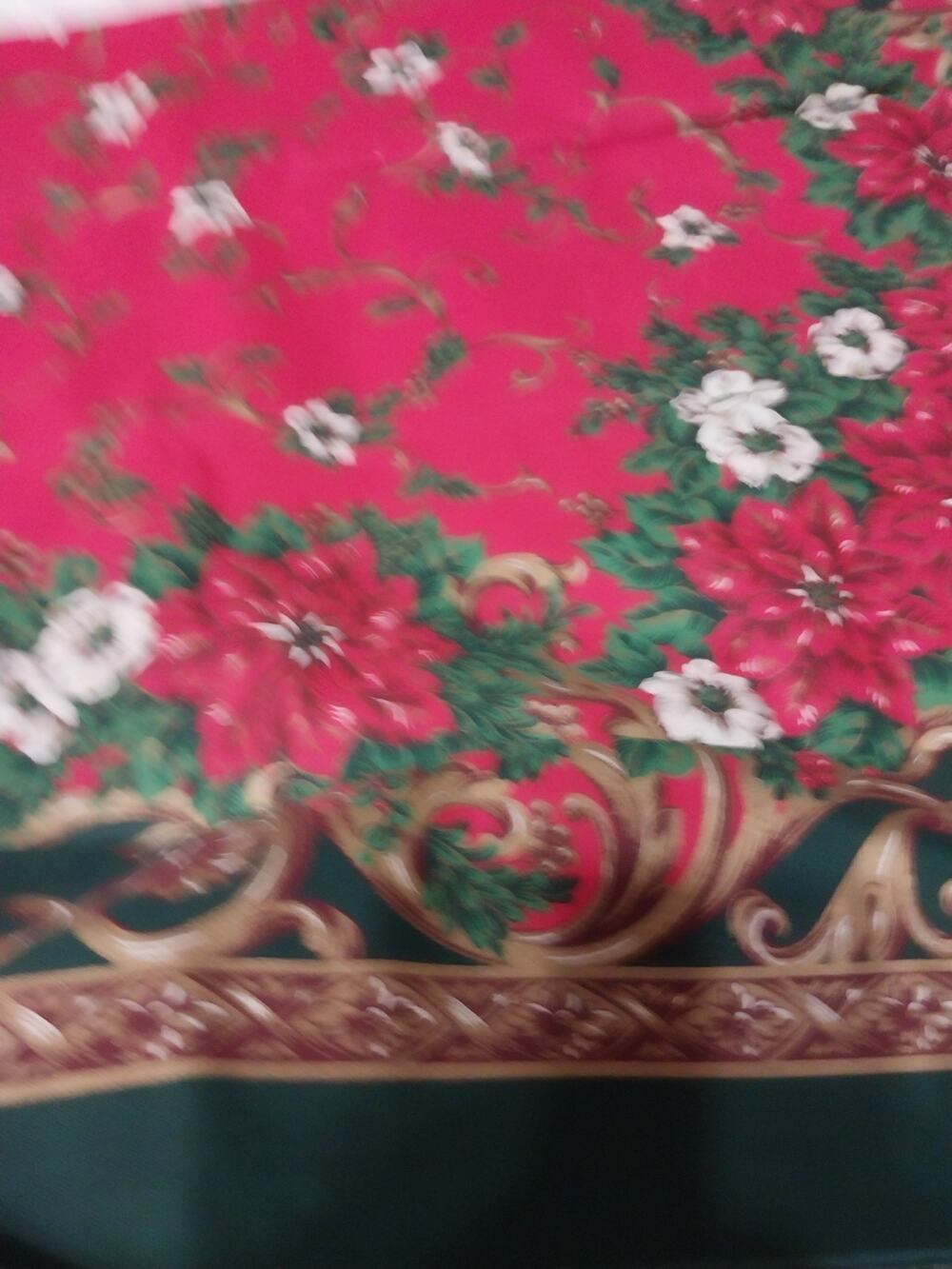 Christmas Tablcloth 1980's Vintage Cotton 61x102